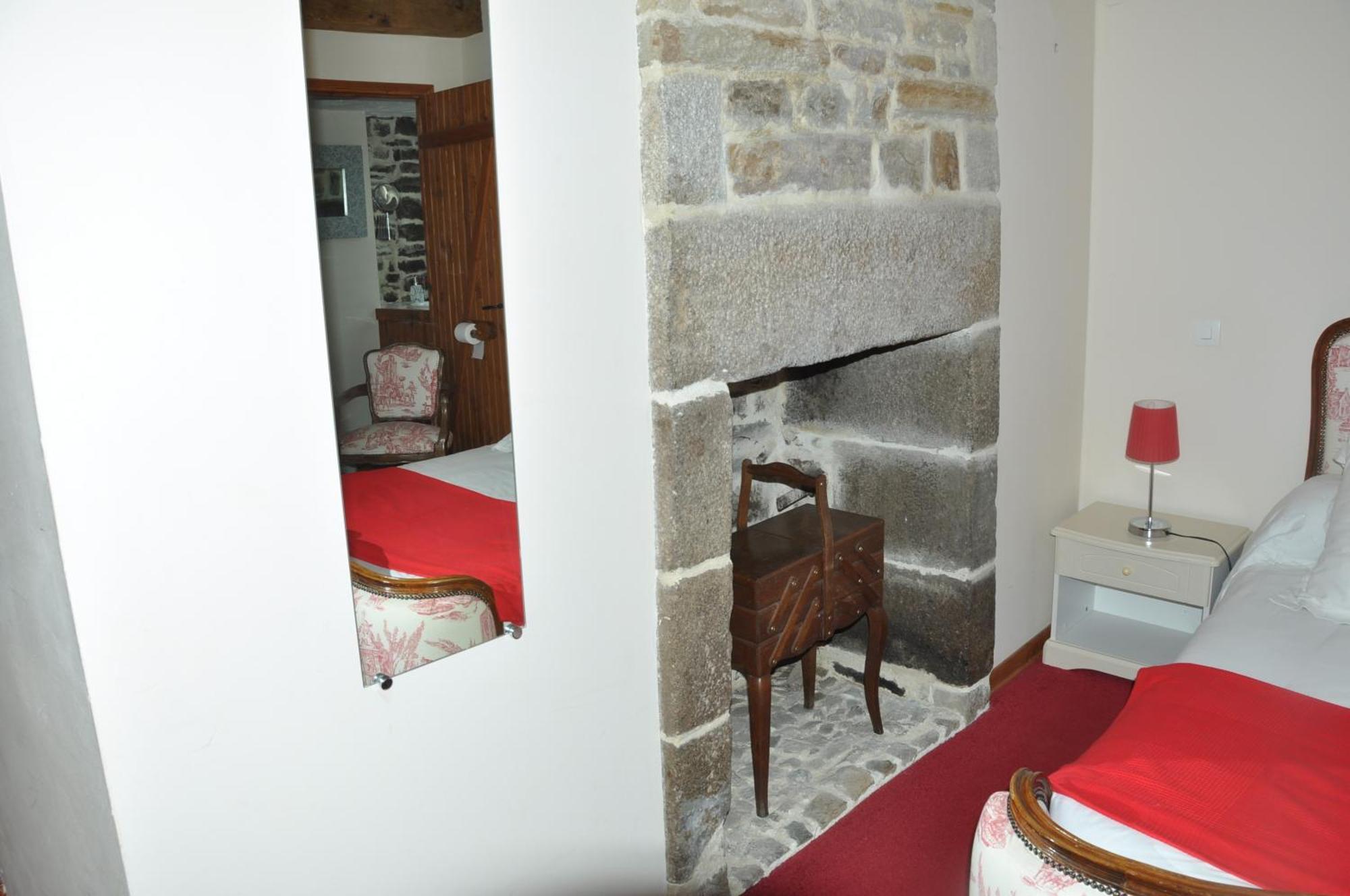 La Ferme De Montaigu Bed & Breakfast Bilik gambar