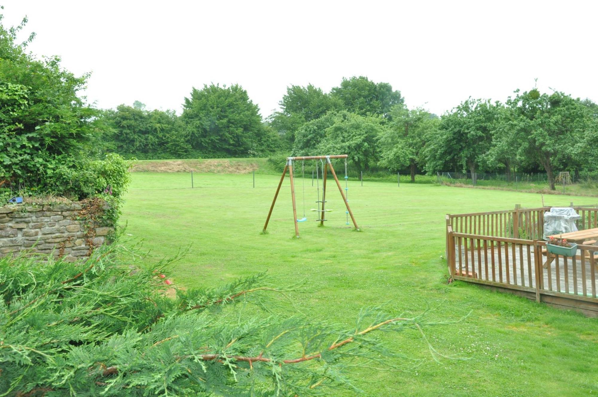 La Ferme De Montaigu Bed & Breakfast Luaran gambar