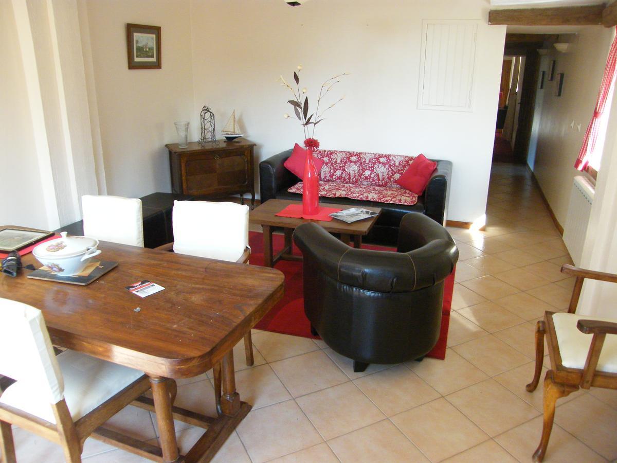La Ferme De Montaigu Bed & Breakfast Luaran gambar